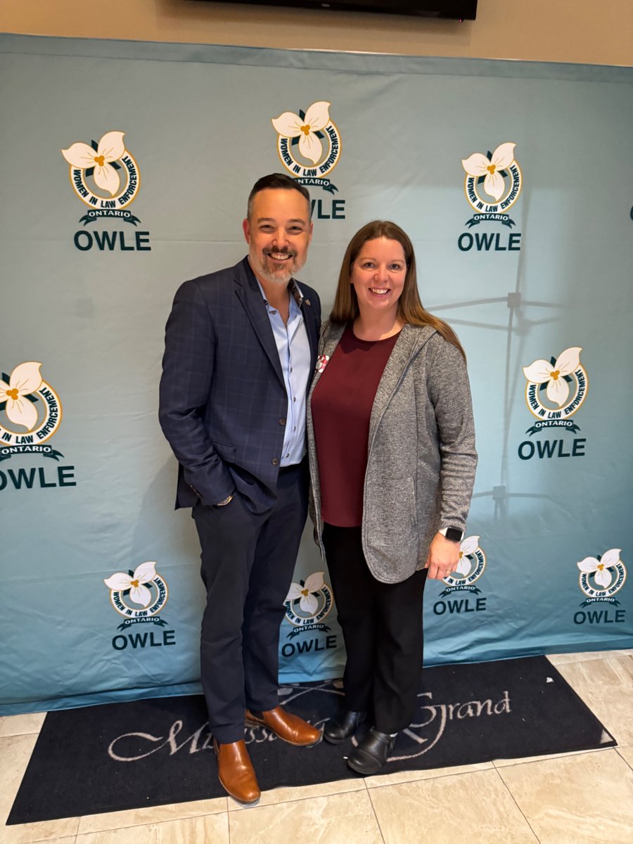 PoliceAssocON's tweet image. Today, @PresidentPAO attended the @OWLECanada Training Day to announce a major new award category for the Ontario Women in Law Enforcement Awards Gala. The Police Association Leadership Award will recognize outstanding women leaders in police service associations who exemplify…