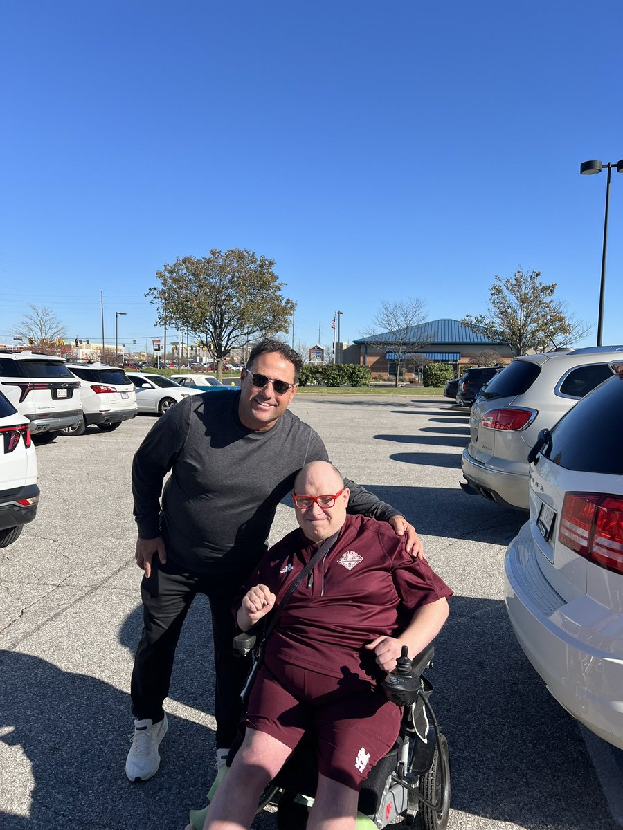 Zachery Mezger tweet media