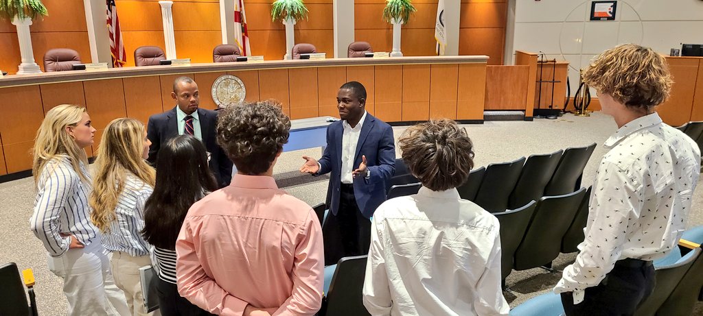 Collier Career Academies (@ccacademies) on Twitter photo Students get feedback from <a href="/collierschools/">Collier County Public Schools</a> <a href="/incubatoredu/">INCubatoredu (from Uncharted Learning, NFP)</a> alumni Carl Veus. Students get feedback from <a href="/collierschools/">Collier County Public Schools</a> <a href="/incubatoredu/">INCubatoredu (from Uncharted Learning, NFP)</a> alumni Carl Veus.