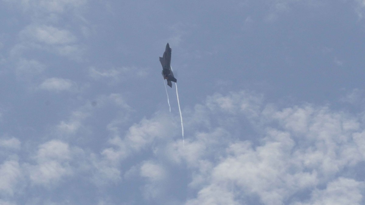 @linusrath.bsky.social 📯 tweet media