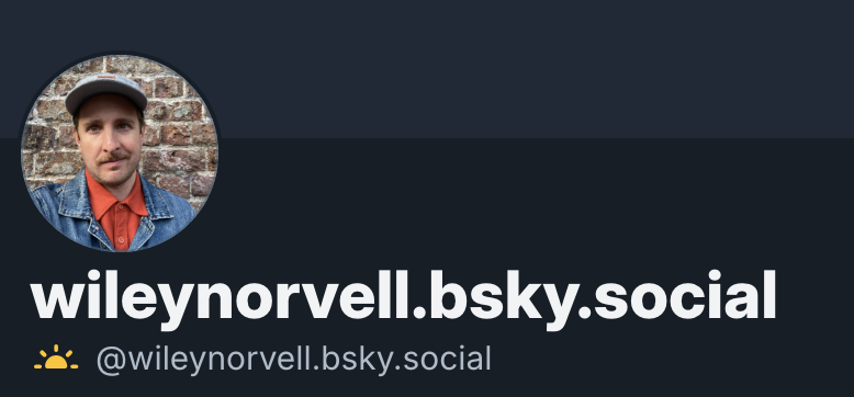 WileyNorvell's tweet photo. Seen most of my fav pet cats, queers and transit nerds decamp, so over there we go. https://t.co/nTyw7vOFYO