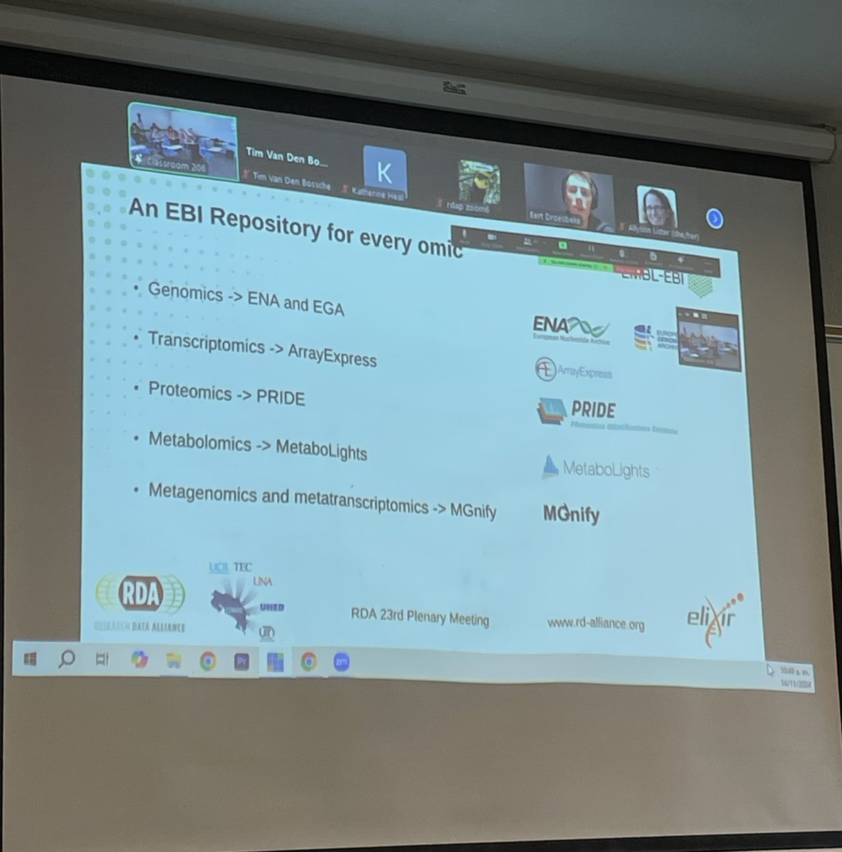 SusannaASansone's tweet image. Bert Droesbeke @ELIXIRnodeBE on #MARS the #ISAJSON based #multiomics metadata carrier and brokering initiative part of @ElixirNodeUk  and @ELIXIREurope 
➡️  github.com/elixir-europe/… @isatools #RDAPlenary #metadatastandard