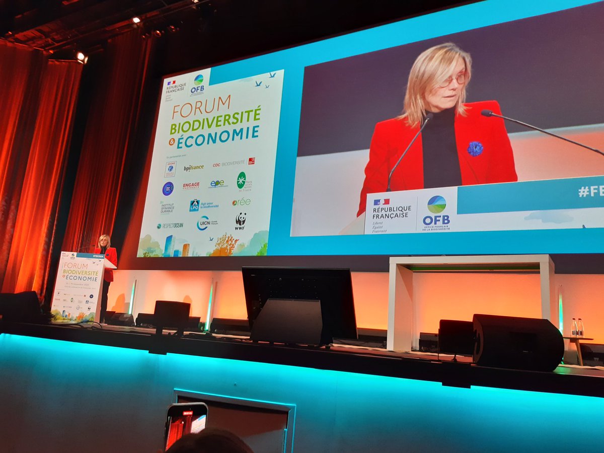 Hélène Valade (@helene_valade) on Twitter photo L'enjeu de la lutte contre le réchauffement climatique est trop souvent déconnecté de la lutte contre l'effondrement de la #biodiversity ns dit <a href="/AgnesRunacher/">Agnès Pannier-Runacher 🇫🇷🇪🇺</a> au #FBE2024. C'est tellement juste ! Agir pour la biodiversité , c'est aussi agir pour le climat ! L'enjeu de la lutte contre le réchauffement climatique est trop souvent déconnecté de la lutte contre l'effondrement de la #biodiversity ns dit <a href="/AgnesRunacher/">Agnès Pannier-Runacher 🇫🇷🇪🇺</a> au #FBE2024. C'est tellement juste ! Agir pour la biodiversité , c'est aussi agir pour le climat !