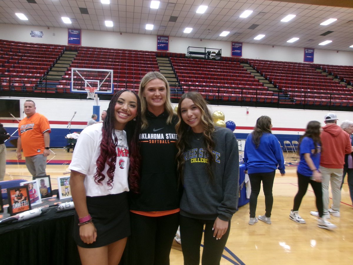 Makiah Brumbelow-Neal (@makiahneal) on Twitter photo Officially official❤️🖤 Go Spartans <a href="/UTampaSoftball/">Tampa Softball</a> <a href="/CoachNeubauer_6/">Katie Neubauer</a> <a href="/boyter12/">Blake Boyter</a> <a href="/16uBlazeGoldNTX/">NTX Blaze 16U Gold</a> Officially official❤️🖤 Go Spartans <a href="/UTampaSoftball/">Tampa Softball</a> <a href="/CoachNeubauer_6/">Katie Neubauer</a> <a href="/boyter12/">Blake Boyter</a> <a href="/16uBlazeGoldNTX/">NTX Blaze 16U Gold</a>
