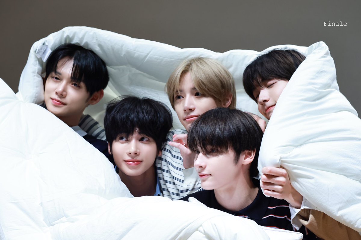 241114 다섯✨

#TOMORROW_X_TOGETHER #TXT 
#투모로우바이투게더 #투바투
