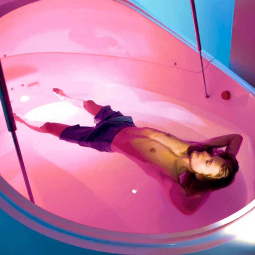 MySaunaWorld's tweet photo. Introducing our flagship float tank, the Dreampod V2, one of the most advanced and competitive isolation pods on the market.

#Pod #FloatTank #DreamPod #FloatPod https://t.co/lovpPSuvSh