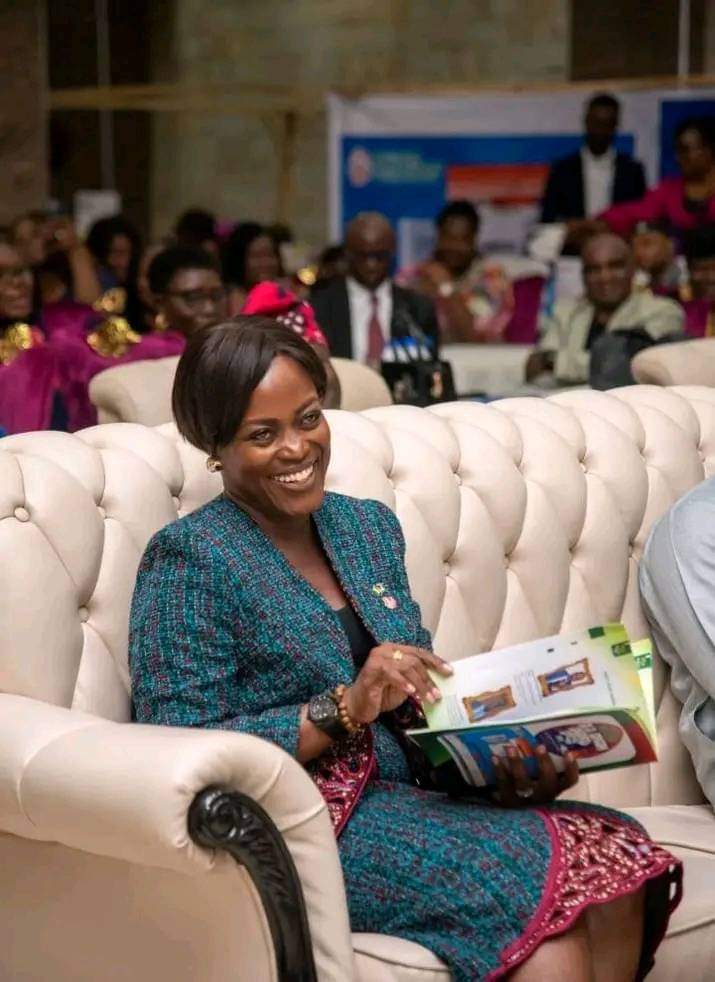 PrinceChukwumel's tweet image. Do you need a happy environment? 
If you do, then be the source of happiness because happiness births good news. 

#RiversFirst
#Health4AllRivers
#HealthMadeSim_ple
#DrAdaezeCOrehSupportGroup