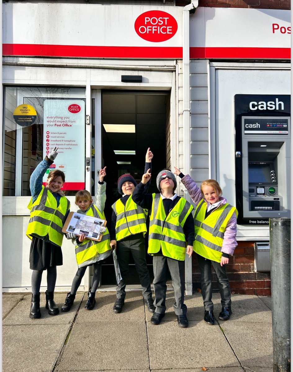 BPSHull's tweet photo. 3RY had a wonderful walk to Walton Street, the home of #HullFair, to locate some human made features and perfect our compass points #BPSGeography
I think the excitement & cheer that came from outside Cooplands was louder than some of the ones that come out the MKM π https://t.co/EjHGz4dBlJ