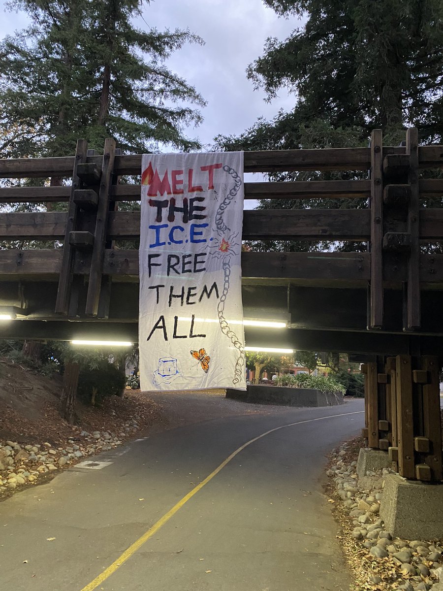 UC Davis #CopsOffCampus 🇵🇸 tweet media