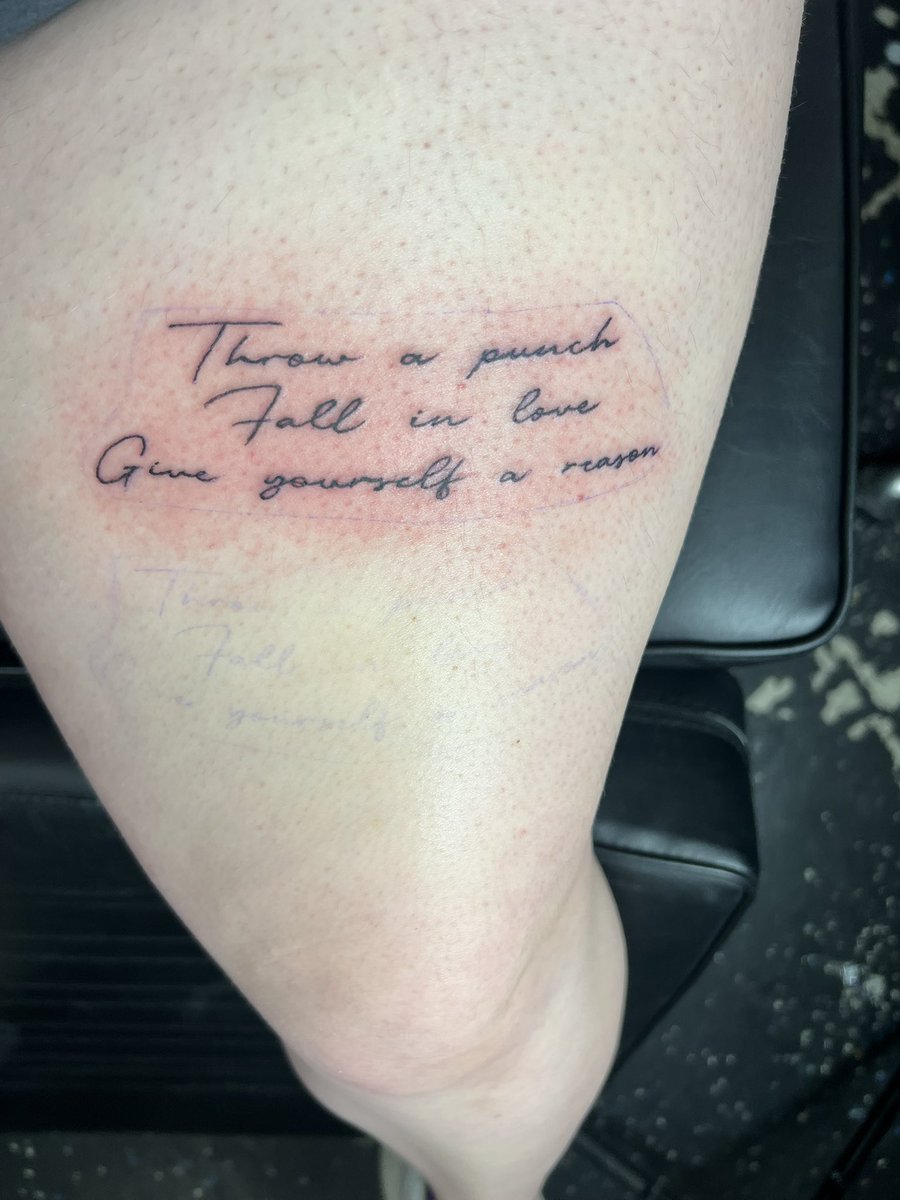 _SamWarren_'s tweet image. hey @NoahKahan i got your lyrics tattooed on me forever and ever