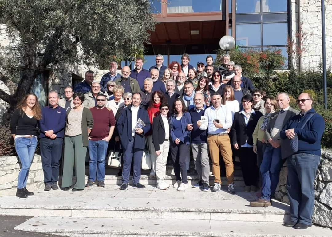 Il gruppo del 31° Convegno di Lavoro #FIAF a Garda, nel fine settimana del 2-3 novembre, per fare un bilancio del 2024 e definire l'attività del prossimo anno: rimanete collegati... tante le novità in arrivo!

#workinprogress #photography #comingsoon