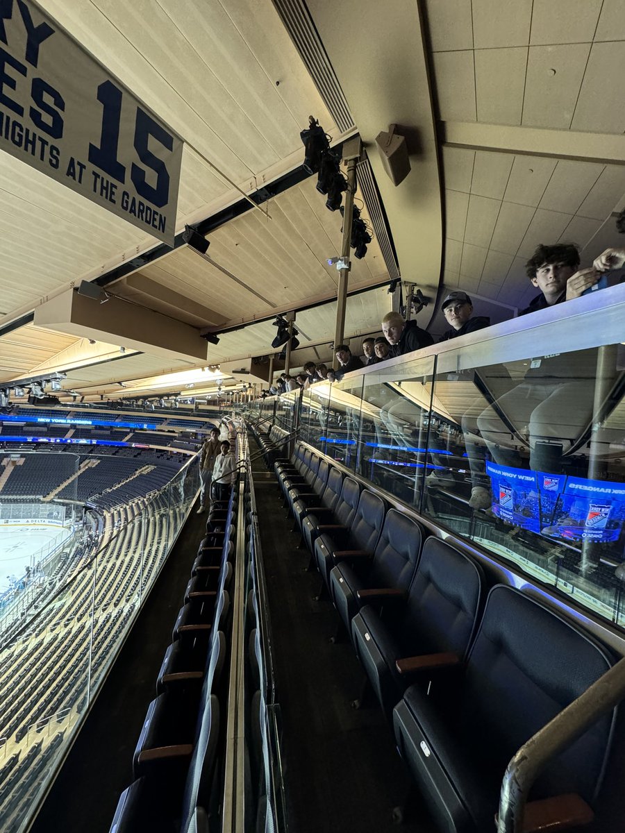 Mrs. Cinelli tweet media