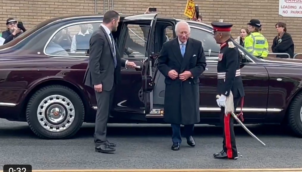 How one should arrive at any food bank.