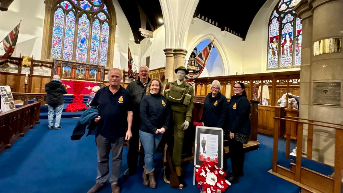 RMASTrust's tweet photo. Today, the Sandhurst Trust team had a fantastic visit to the Aldershot Garrison Church, admiring the incredible craftsmanship of the Longest Yarn exhibition-we even ran into a retired Padre! @ArmyChaplaincy In Aldershot till 18th Nov, then moving to Stoke. #LongestYarn https://t.co/bOlGYGUM2x