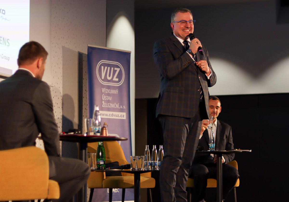 as_vuz's tweet photo. The first day of the 2nd Czech-Slovak Railway Conference is now underway!
The main theme of this year's conference is "The role of the railway and its safety priorities".
Tomorrow we will have a final day full of interesting presentations and discussions.
#AuthorizingtheFuture https://t.co/pEdiN6m2wO