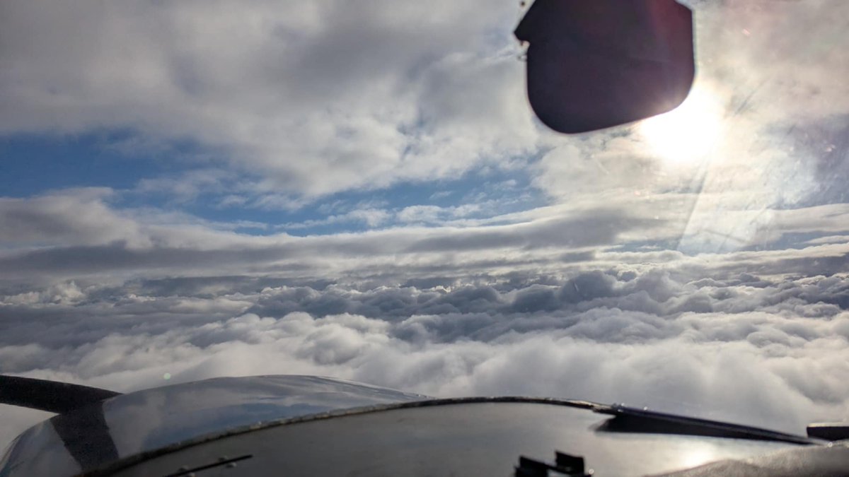ash_xfire's tweet image. I've had many birthdays, but this is the first one to start with this view 👌

#Pilot #StudentPilot #CloudCushion