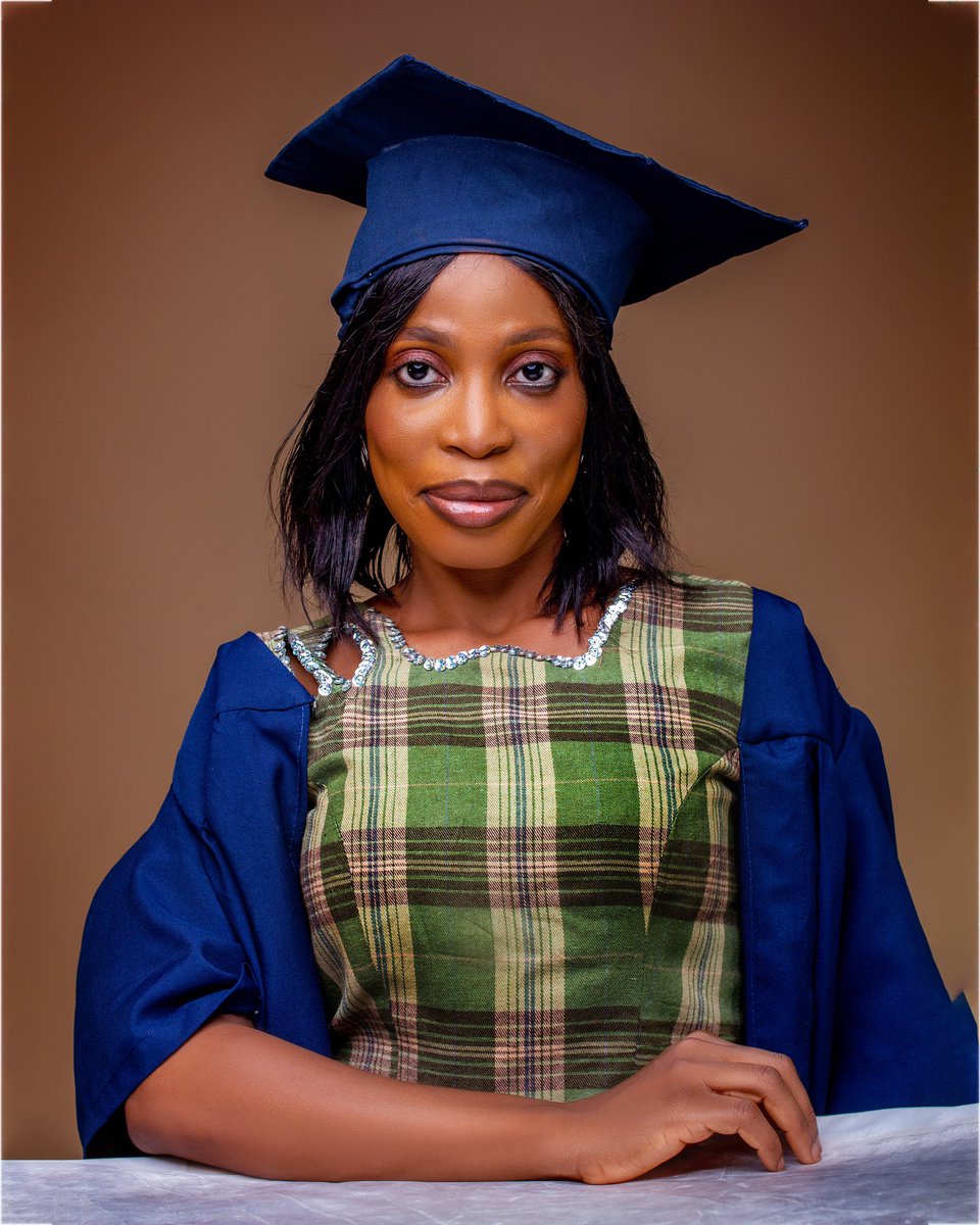 alao_nicole's tweet photo. Reintroducing Alao Nicole Oluwatimileyin
B.Ed, Educational Management and English (Second Class upper division)
Class ‘23
#universityofibadan #graduate #uiconvocation https://t.co/O29BAT7jTX