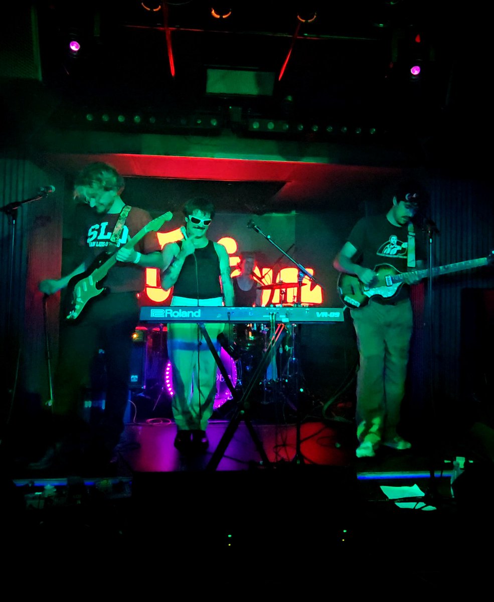 🎶 #Crónica <a href="/Idolosdelparque/">Idolos Del parque</a> y <a href="/TheSurroyal/">The Surroyal</a> arrasan en la noche madrileña.

🔗 actuapress.es/idolos-del-par…

#Madrid #ConciertosMadrid #Conciertos #Música #TheSurroyal #ÍdolosDelParque