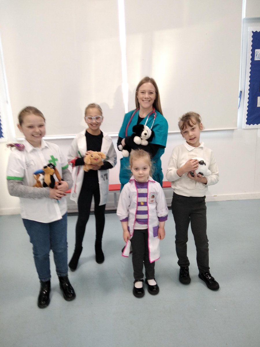 Whitemooracad's tweet image. What a fantastic day we had on Tuesday for Aspirations&apos; Day. Thank you to all of our visitors who supported us with this event. The children were absolutely buzzing! #learningforlife