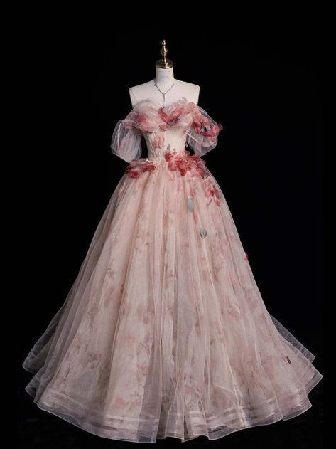 xStrawberryJam_'s tweet photo. Sneek peek at Alsie's aesthetic in Part Two 🥰 I thought this dress suited her pefectly, she's such a flowery Princess 🥺 https://t.co/2xbGjH1FNc
