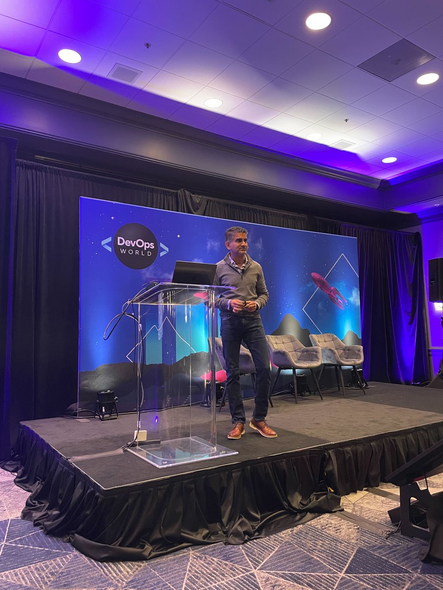 CloudBees's tweet image. We&apos;re excited to be at the Santa Clara leg of #DevOpsWorld Tour to chat IRL about the challenges &amp;amp; innovations across #DevOps. 

With speakers like @anuj_kapur, @singh_harpreet, &amp;amp; many other brilliant industry thought leaders, who are you most excited to hear from today?