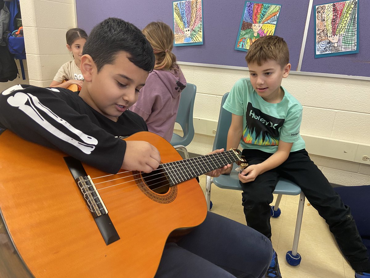 Our Class Grade 3 band the Wolf Cubz were jamming’ on the E string <a href="/STFXE_DPCDSB/">StFrancisXavierElem_DPCDSB</a>  . It won’t be long til the Cubz release their first song to everyone far and wide in Rock Star Nation!  🎸🎸🥁🎤🎵 😎😎😎