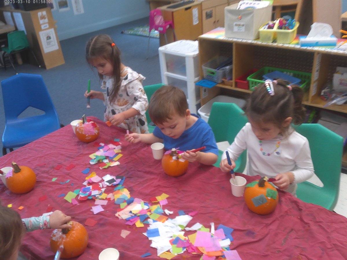 MLCDS_NJ's tweet photo. Pumpkin decorating and Halloween fun! https://t.co/vbz8GOvDrl