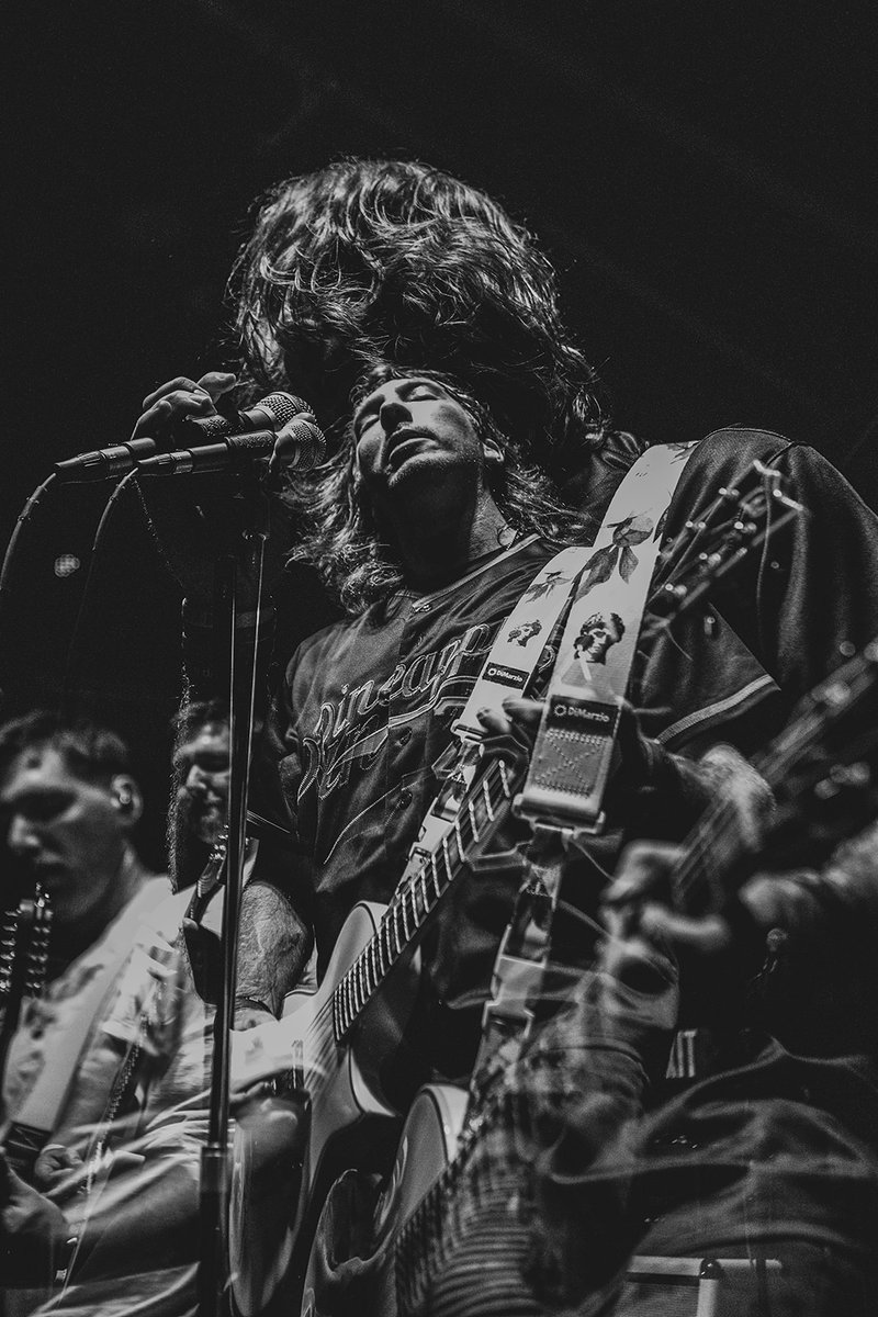 TheAceofShades's tweet photo. Hope you all survived your double Halloweekenders and election season... What's it feel like to be a ghost ๐ป ๐ถ @TBSOfficial ๐
๐ธ Fallan Maunz aka #BlackSirenByFallan
#PartyCove #HeavyPopPunk #ToledoPosicore #LouderNow #TakingBackSunday #Photography #Art https://t.co/CjlOILgnhf
