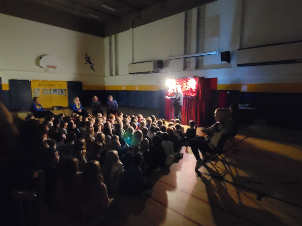 We are very grateful for the opportunity to host the Maycourt Puppeteers!