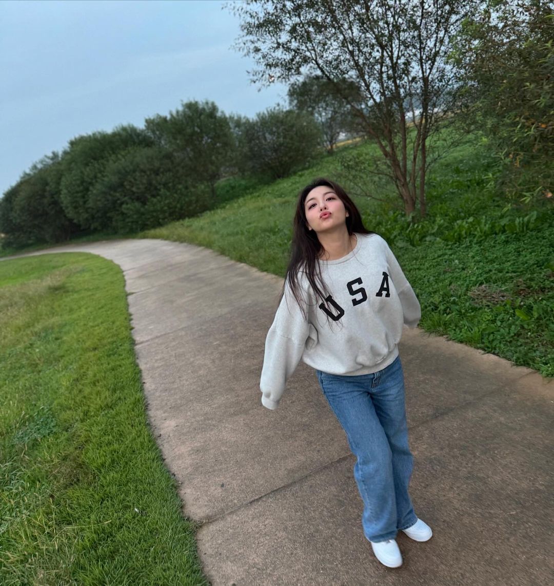 FanbaseAileeFr's tweet photo. *Aileestagram*
Ailee a publié des photos sur Instagram ☺️
#에일리 #Ailee #Kpop #Aileeconcert #Aileean #PopMusic #AileeNews #IAmColorfull #RATATA #ImmortalSong2 #TheBoss #A2Z #Amy #IM_LOVIN_AMY #IWillHoldYou #Murder_On_The_Dance_Floor
#Kato https://t.co/UzWscwJ5eB