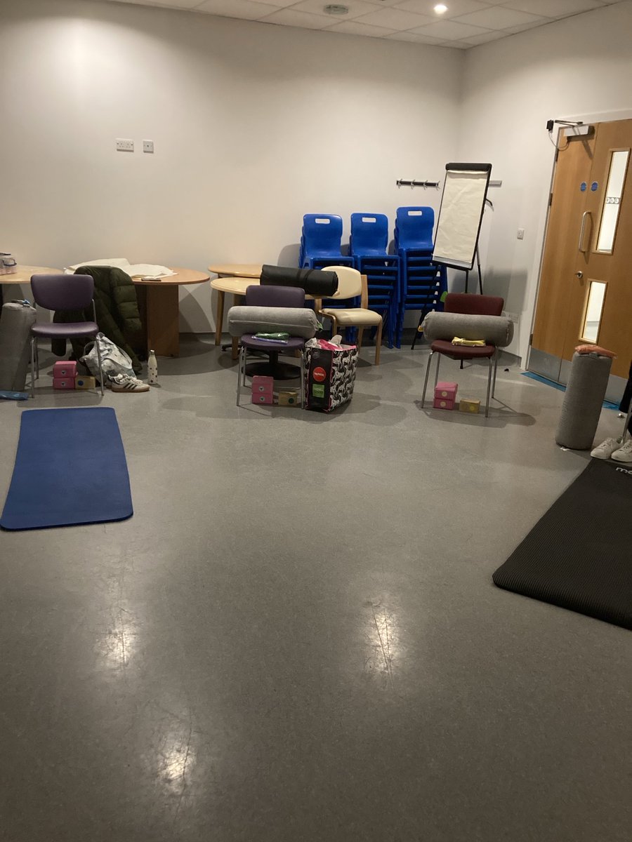 Thank you to all involved in getting this off to a start ! First charity funded yoga session for our patients ⁦@NHSHarlow⁩