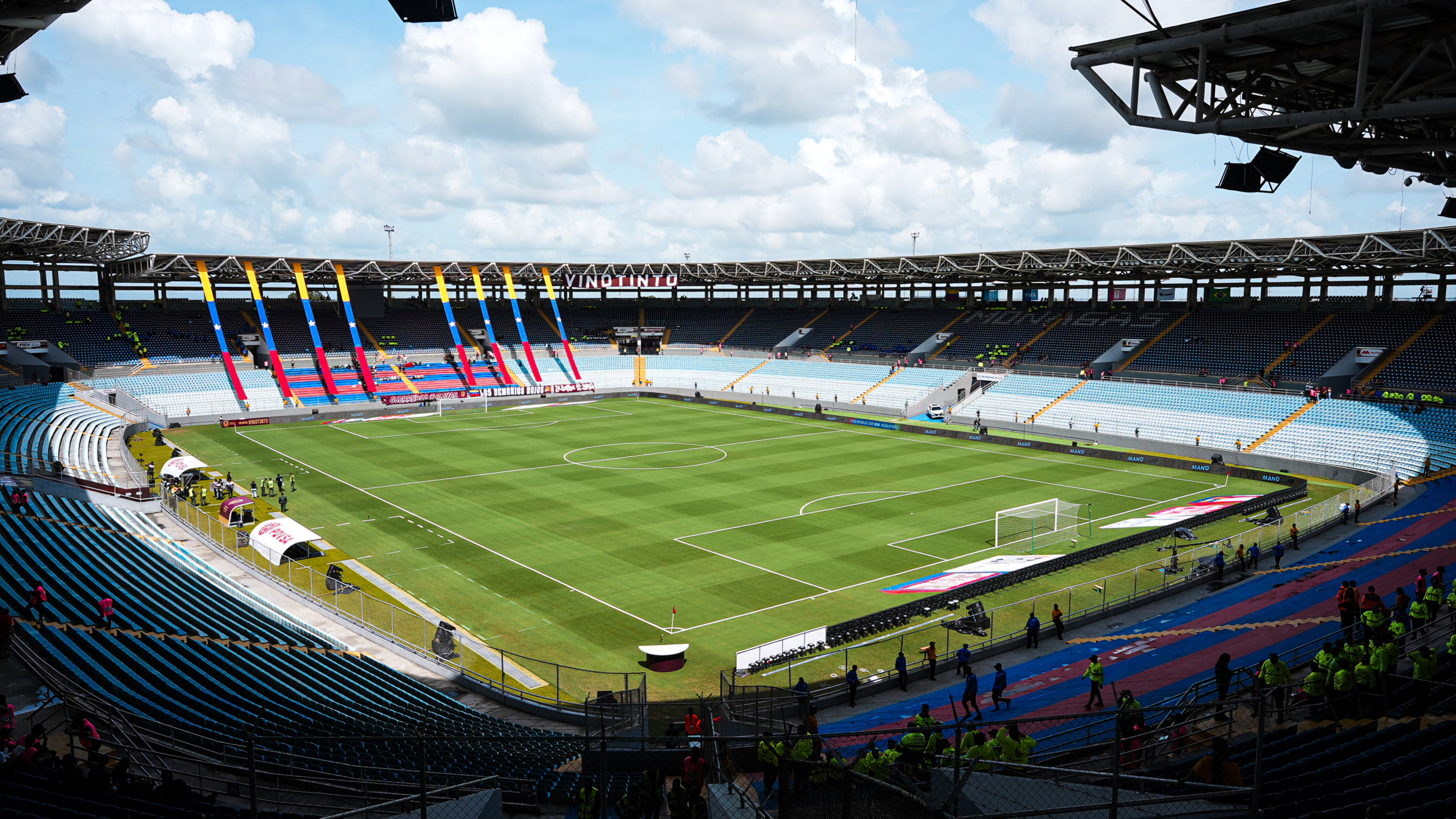 La Vinotinto on X: "Estadio Monumental de Maturín 🏟 📍Nuestra 𝐂𝐀𝐒𝐀 🇻🇪 #SiempreVinotinto https://t.co/YlTGs9z57a" / X