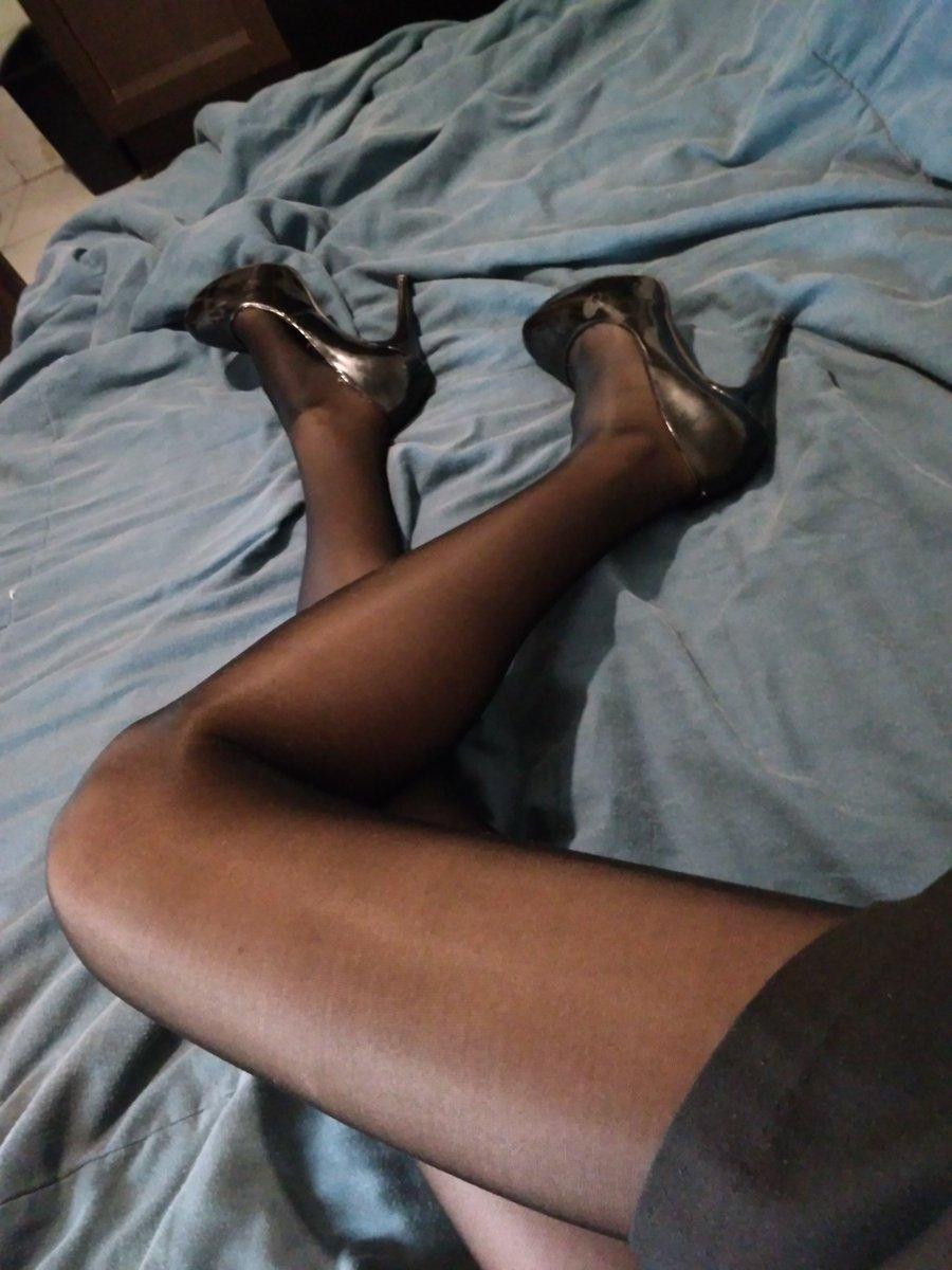 DianaTVLoves69's tweet photo. Tengo ganas de ti 💙💙
#highheels #sissycontent
#nylon https://t.co/M8h80I2RjZ