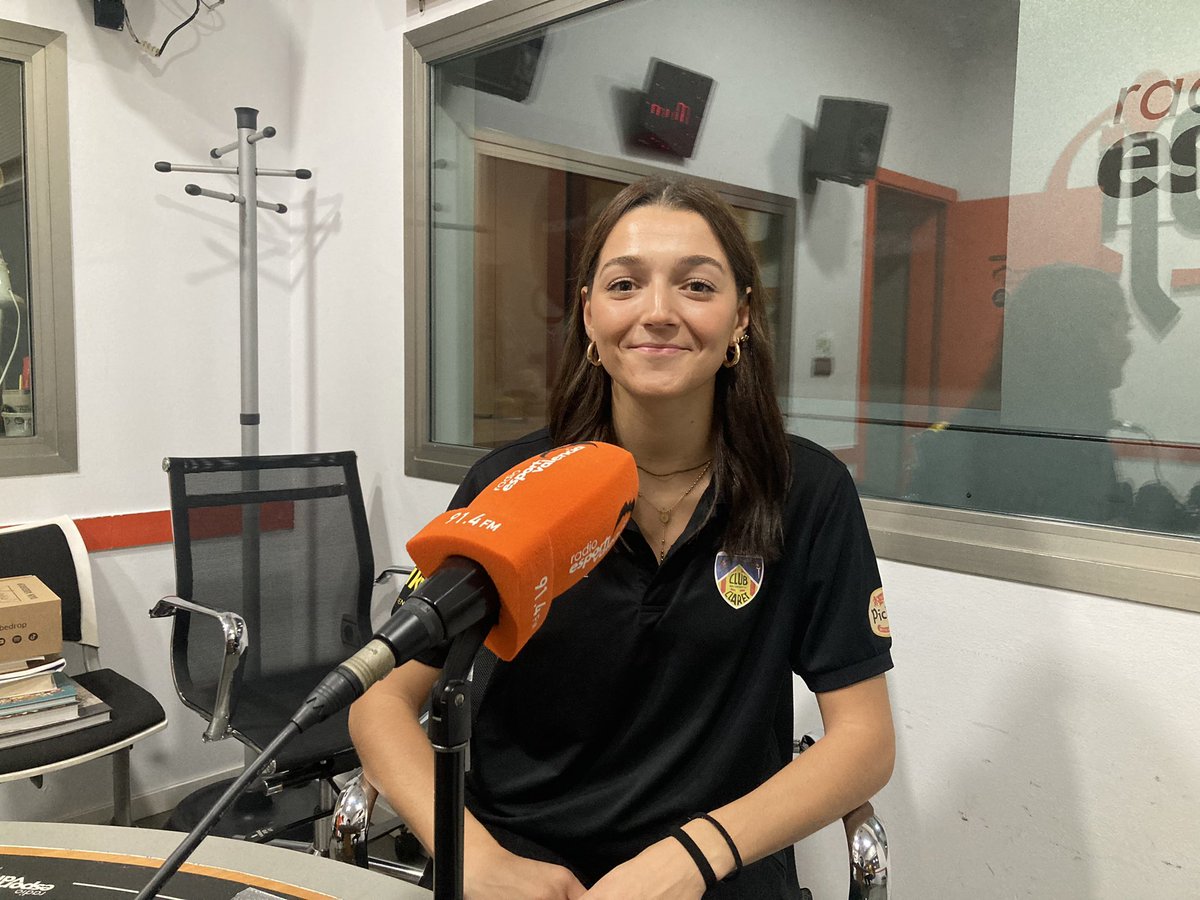 Arranca #BasketEsport en la 91.4FM

Esta tarde con la entrevista a <a href="/JuditRochina/">Juu</a> de <a href="/CBClaret/">CB Claret Benimaclet</a> 

🎧91.4FM y radioesport914.com