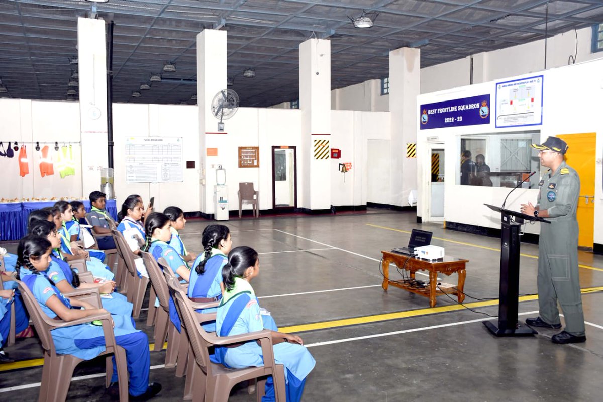 IN_HQTNP's tweet photo. As a run up to #SeaVigil24, #INAS313 organised a tour of their Air Squadron for 60 Scouts & Guides from Agrawal Vidhalaya, #Chennai on 13 Nov. The visit was conducted to enhance awareness about Coastal Security and the role of #IndianNavy. https://t.co/puSlKoRB6l