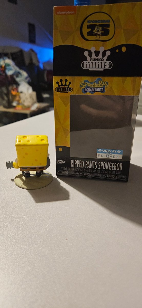 AltVampChick's tweet photo. @Primark why has my ripped pants SpongeBob clearly got tidy looking unripped pants? 
As a huge SpongeBob fan I was very disappointed as I took him out the box to see no butt cheeks 🙈 https://t.co/O3OqB0onoC