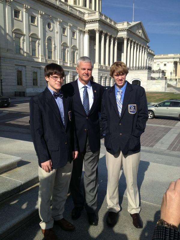 AlmaDECA's tweet image. #DECAMonth 🔷️
@DECAInc @AlmaSchools @almahigh_school @ArkansasDECA