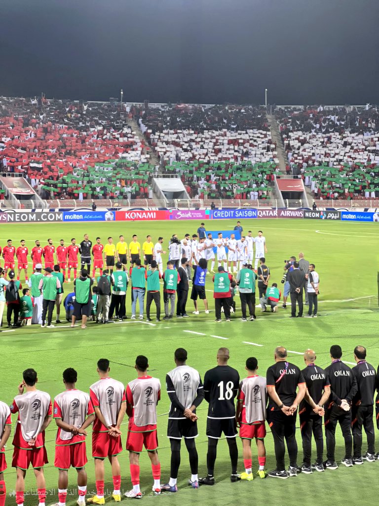 مستوى ضعيف ومدرب مجتهد لكن دون جدوى 
لاعبين متهالكين بلا روح ولا حول لهم ولا قوة 

مطلوب من المدرب مراجعة وضع الاعبين وأستبدالهم بلاعبين جدد بروح جديدة مفعمة بالمعنويات العالية والقتالية

أحلى ما في المباراة هذه اللوحة 👇🏻

#عمان_فلسطين