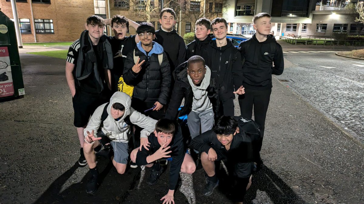 GovanPEdept's tweet photo. Super win for our U15 Basketball team against Duncanrig Secondary School . Well done to the team and coach Turner 🏀🔥👏 https://t.co/swgsS5yLq4