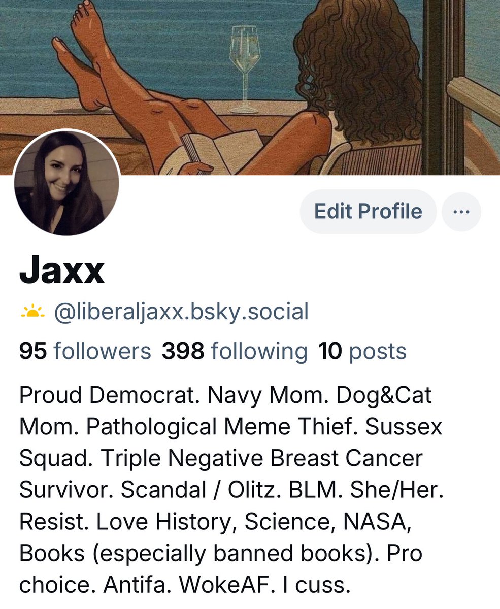 🤜🏽🤛🏽 🪷 tweet media