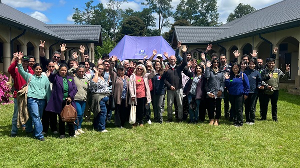 Más de 150 entusiastas de la Agroecología desarrollaron gran encuentro regional en Freire -  tiempo21.cl/mas-de-150-ent…