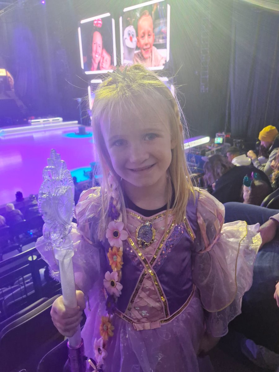 aaron smalley tweet media