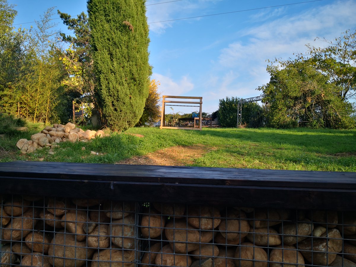 Un jeudi après midi à l'Antre Des Vices
#antredesvices #gitebdsm #donjonbdsm #bdsm #munchandplay