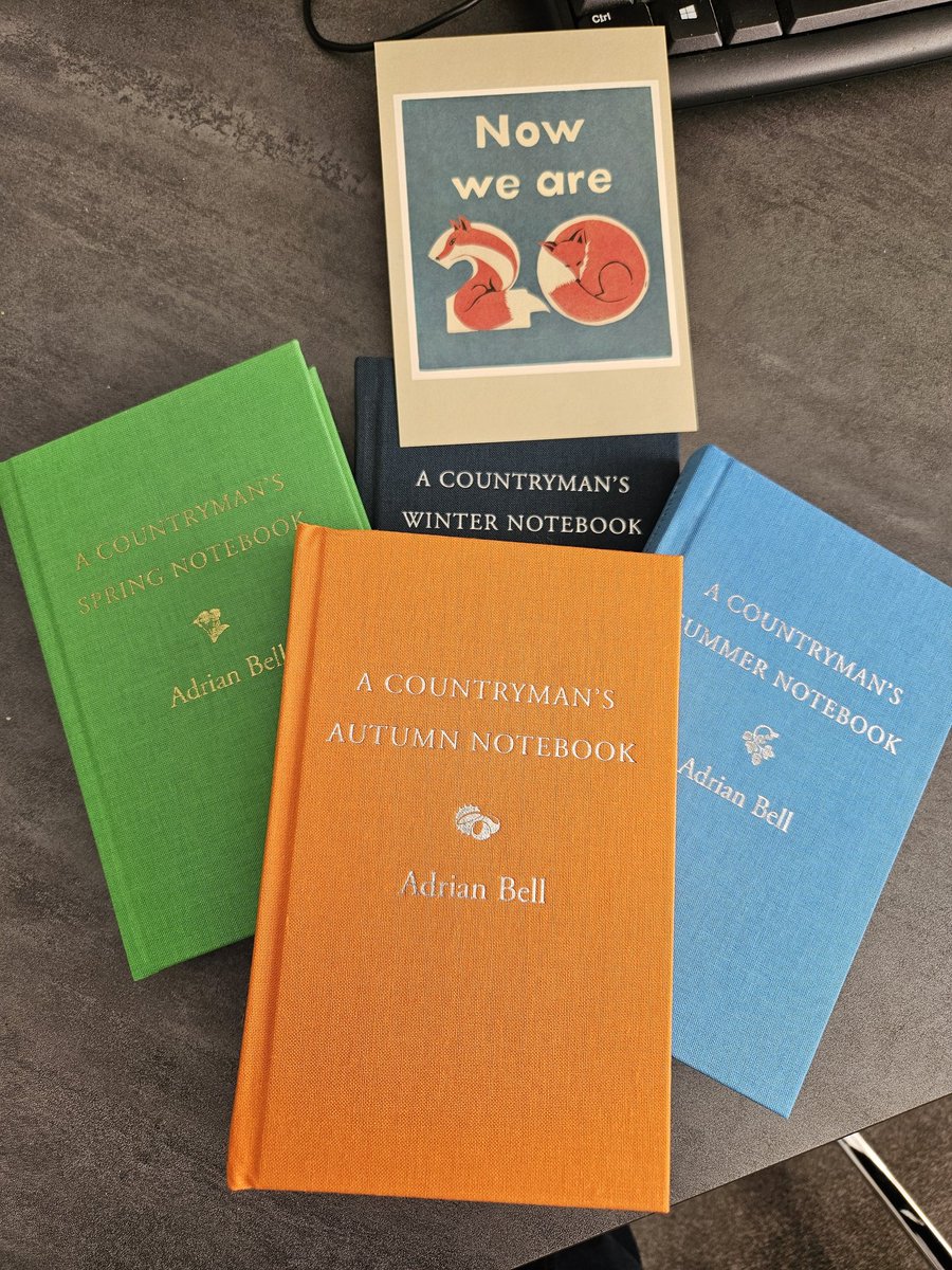 Steve Markham (@stevem962) on Twitter photo <a href="/robertashton1/">Robert Ashton</a> <a href="/the_Fields_Edge/">Richard Hawking</a> Of the four seasonal volumes I have to say this is my favourite. It encapsulates all that is glorious about autumn beautifully. <a href="/robertashton1/">Robert Ashton</a> <a href="/the_Fields_Edge/">Richard Hawking</a> Of the four seasonal volumes I have to say this is my favourite. It encapsulates all that is glorious about autumn beautifully.