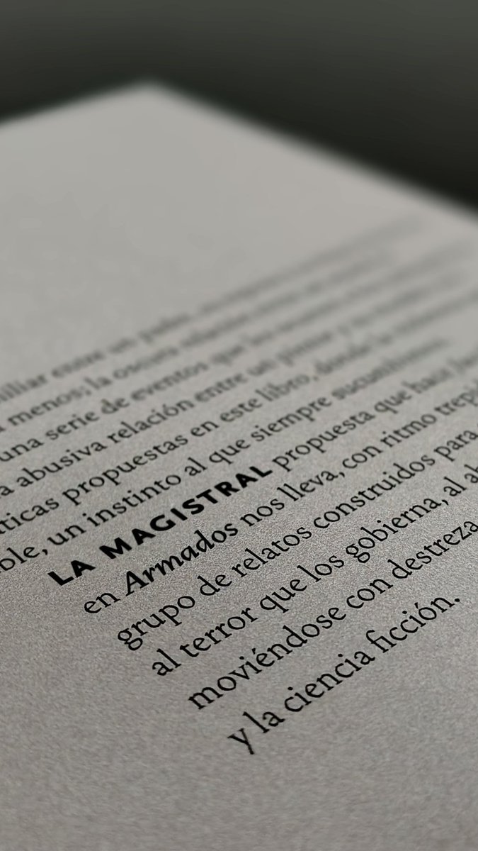 «Armados», de Jacobo Villalobos.

Encuéntralo en librosdelfuego.com
