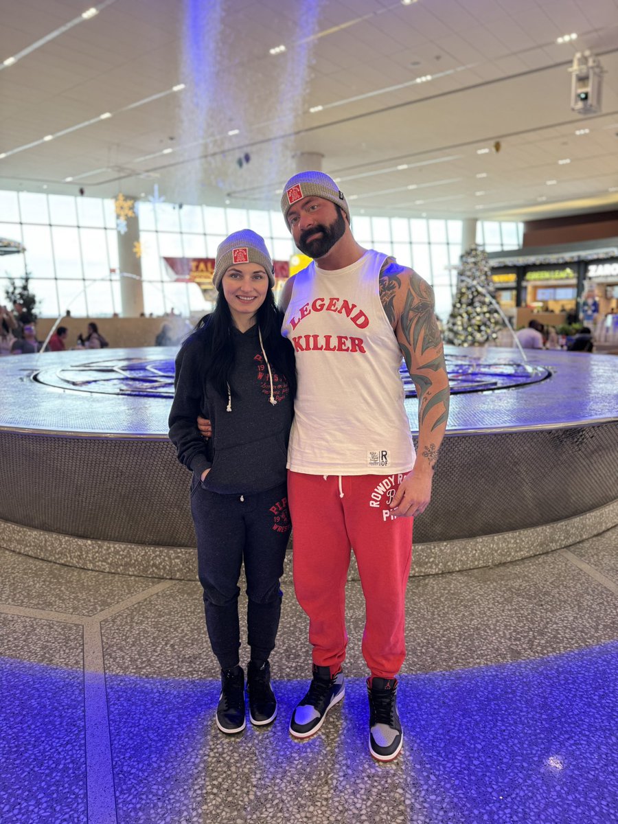 arielteal's tweet image. Ready for the holiday. @rootsoffight @RealDeimos