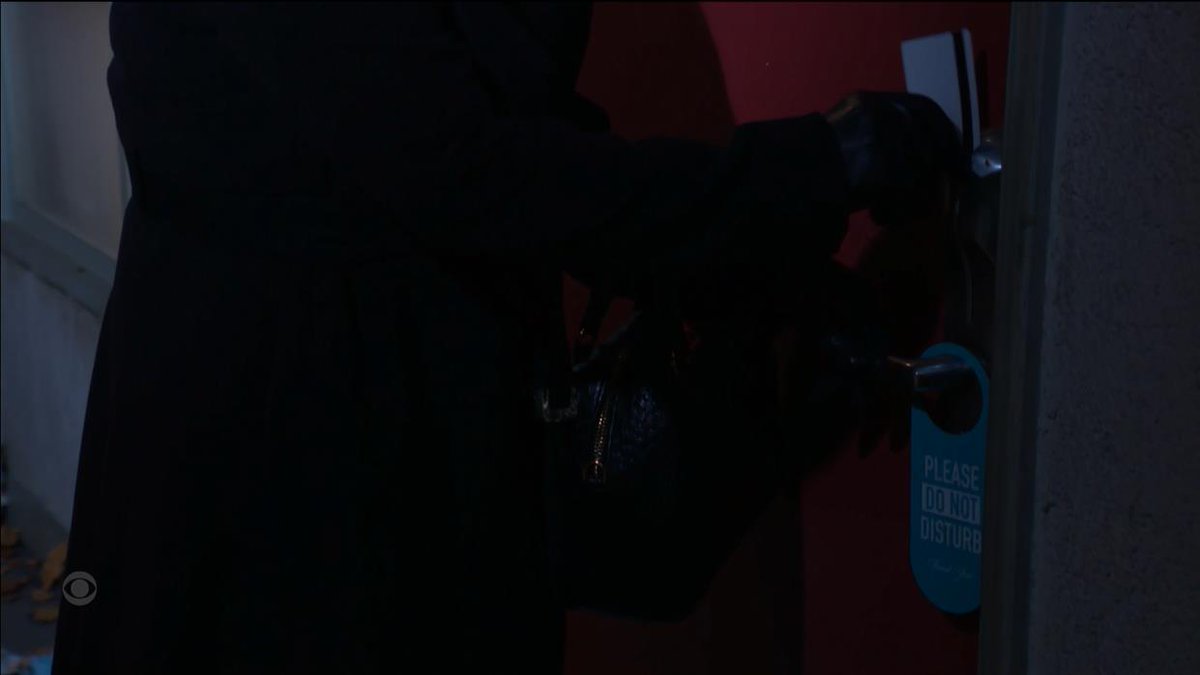 KingMinos777's tweet photo. Aunt Jordan [enters]: "It's done, exactly according to plan."
Ian: "How wonderful!~"

#YR #YR13K #WelcomeBackMayhem #CliffhangerThursday #BOOMx2 💥💥 https://t.co/DxbrOnkftB