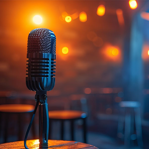 19 Nov. Clubland - Pete Brown
Pete turns his attention to a British cultural phenomenon; Clubland. 
Launching the careers of global stars like Tom Jones &amp; Shirley Bassey, the Working Men’s Club movement has an astonishing untold history. 
Doors 6.45 Talk 7.30 
<a href="/GuildhallHull/">Hull Guildhall</a>