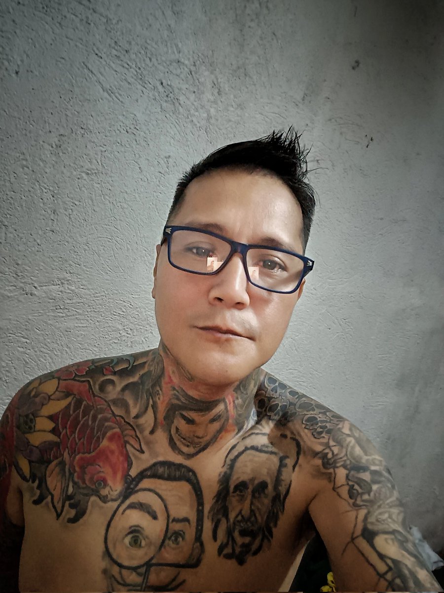 Kuya_Toyi's tweet photo. Have you ever experienced that your hand wants to write a song or a poem, But your brain doesn't want to come up with a lyric or block? What do you do then?
#poetrychallenge #poem #songwriting #PoemSociety #composers #musicproducer https://t.co/fSj1IIj8nJ
