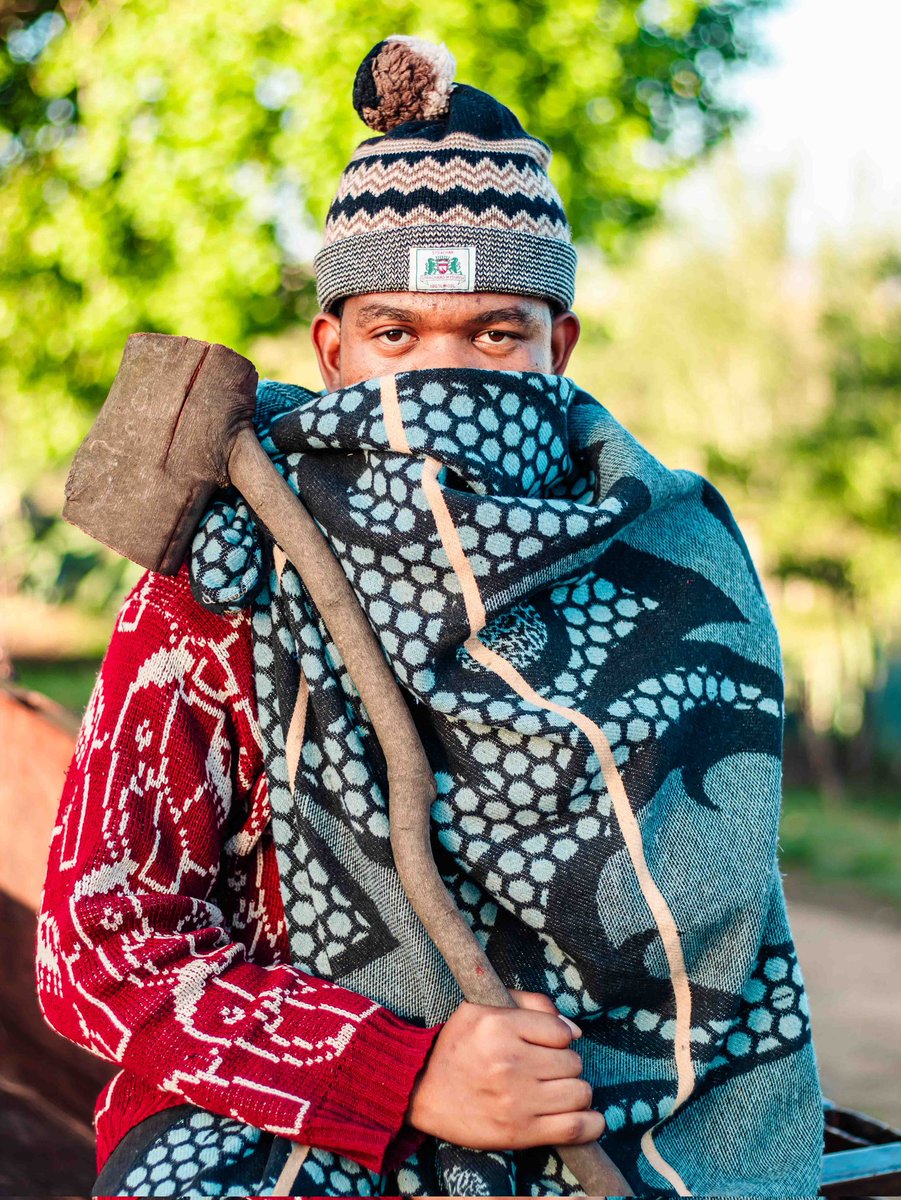 Crazy_T_Music's tweet photo. Mosotho @Drake 🇱🇸📸 @reitumetsemaka4 https://t.co/Lt8mYJ4irm